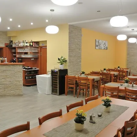 Guest house Fenix 3*